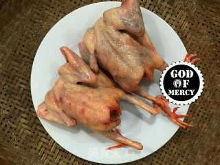 The Deliciously Tempted Young Pigeons-roasted Chestnut Pigeons at The Mid-autumn Festival recipe