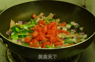 Spaghetti with Tomato Sauce and Bacon recipe