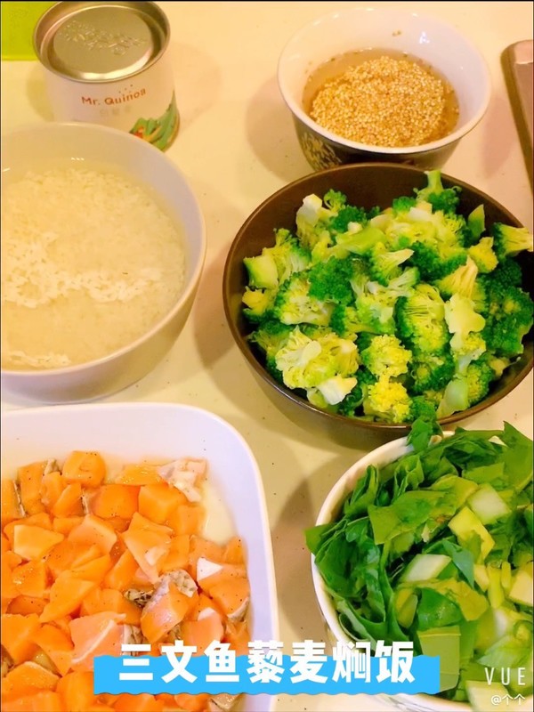 Salmon and Quinoa Braised Rice recipe