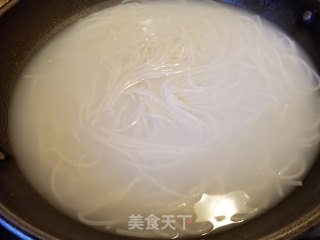 Stir-fried Jiangxi Rice Noodles recipe