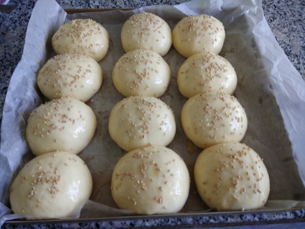 Peanut Stuffed Meal Buns recipe