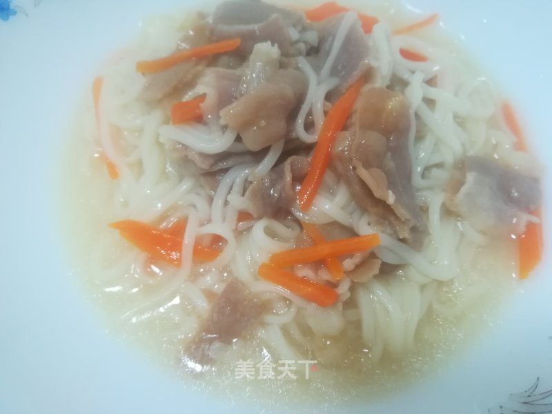 Lamb Slices and Carrot Vermicelli