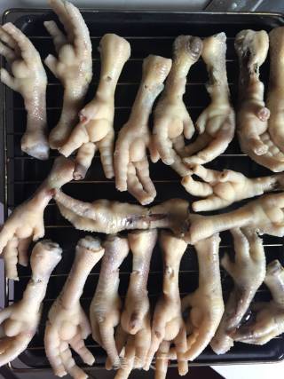 Steamed Chicken Feet in Black Bean Sauce recipe