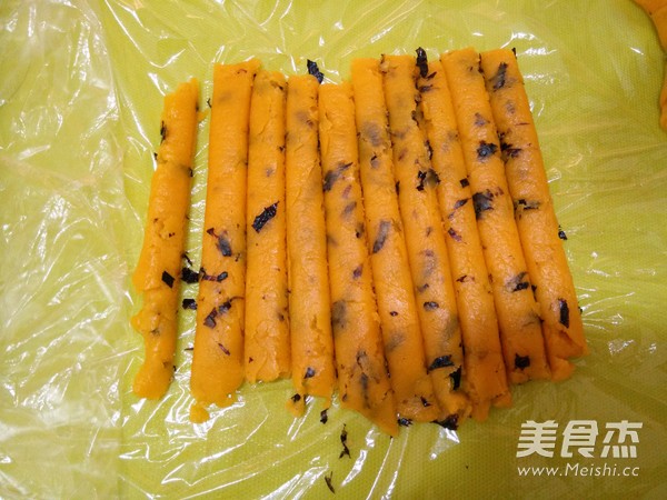 Seaweed Crispy Biscuit Sticks recipe