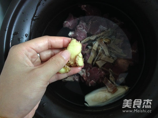 Supor Muyu Beef Brisket Noodle recipe