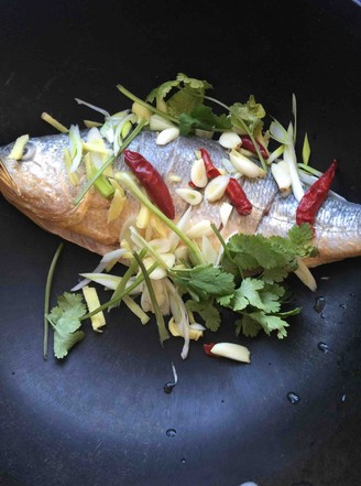 Steamed Large Yellow Croaker recipe