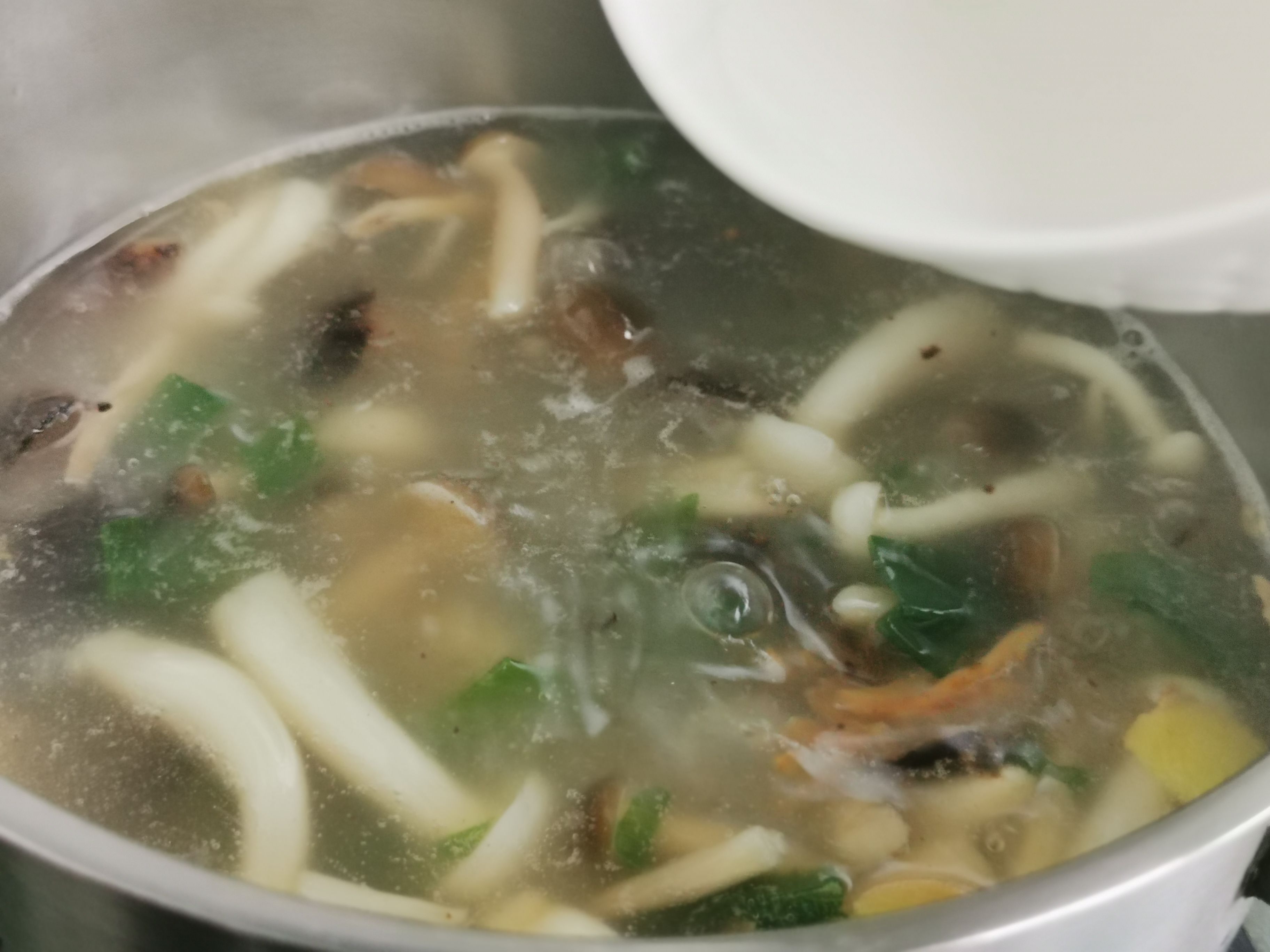 Mushroom Sea Cucumber Soup recipe