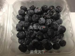 Blueberry Pear Juice recipe
