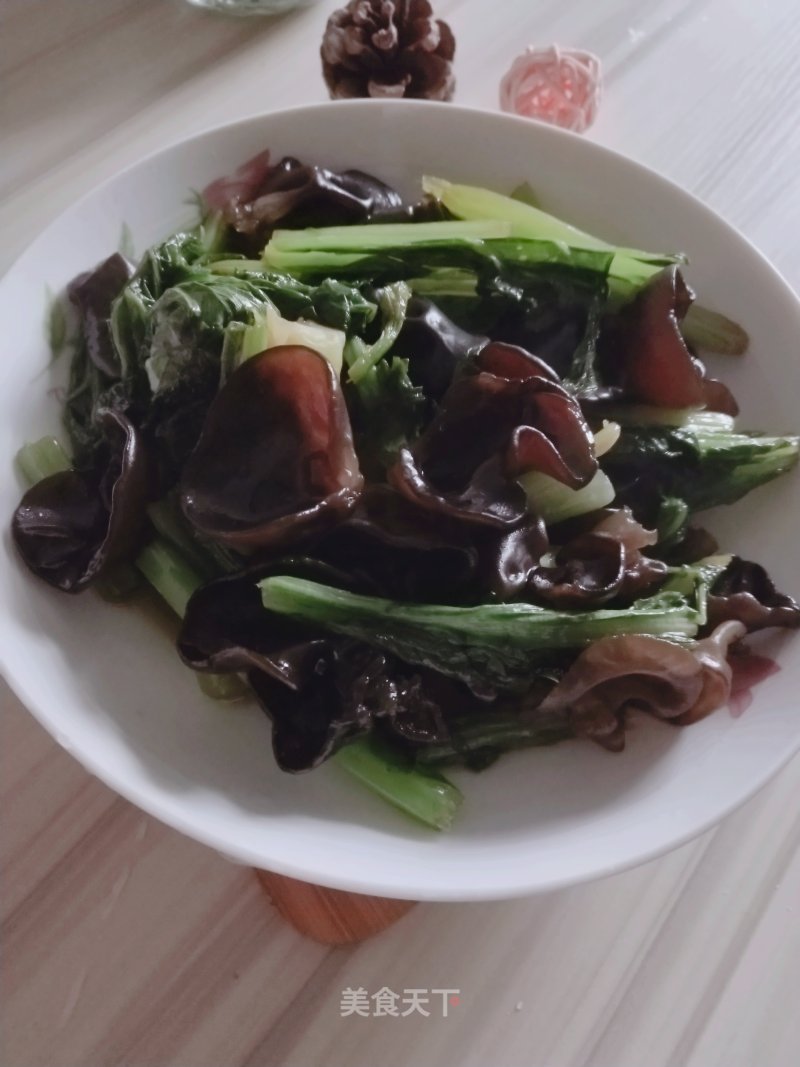 Stir Fried Fungus with Spring Vegetables recipe
