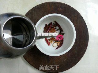 Winter Recipe: [1] How to Use A Soymilk Machine to Make Stewed Pork Skin Jelly recipe