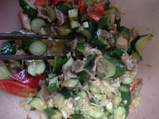 Grilled Meat with Cucumber recipe