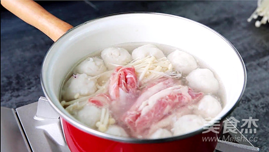 "cold Cuttlefish Balls in Sesame Sauce" recipe