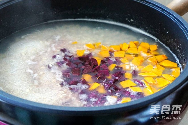 Barley Rice and Vegetable Porridge recipe