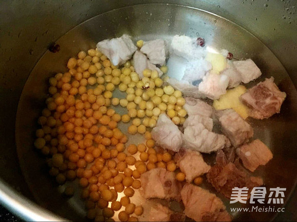 Yam Soy Pork Ribs Soup recipe