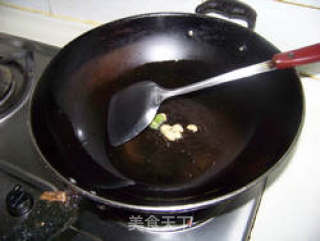 Stir-fried Lily with Fungus and Cucumber recipe