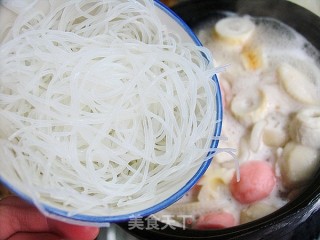 Mushroom Soup Double Noodle Fish Ball recipe