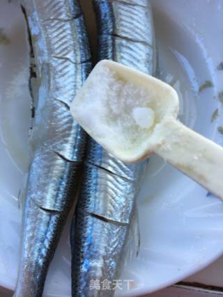 Dry Fried Fresh Mackerel recipe