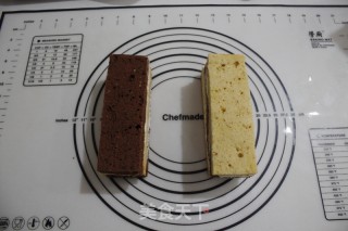 Two-color Chess Cream Cake recipe