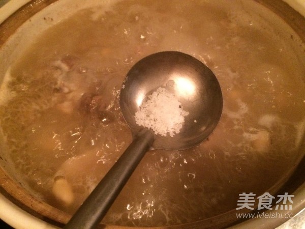 Soy Bean Big Bone Soup recipe