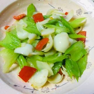 Stir-fried Lily with Celery recipe