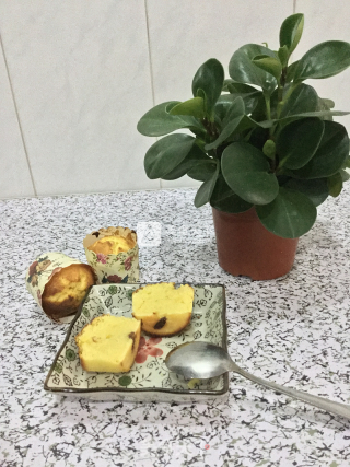 Lemon Flavored Cupcakes recipe