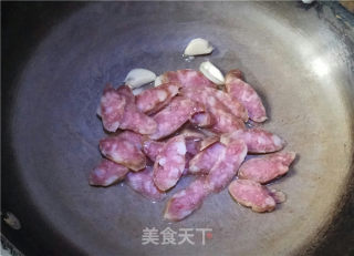 [next Meal] Fried Sausage with Snow Peas recipe