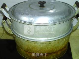 Salt and Pepper Scallion Rose Roll recipe