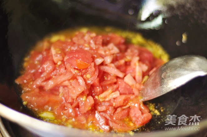 Tomato Enoki Mushroom Soup recipe