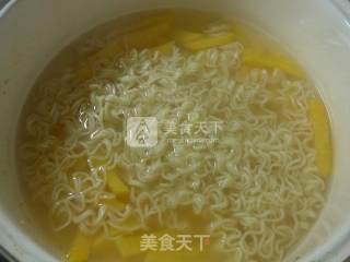 Sweet Potato Boiled Corrugated Noodles recipe