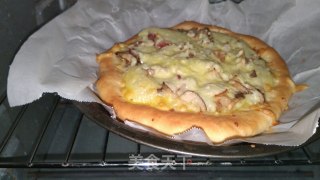 Savory Black Straw Mushroom Bacon Pizza recipe