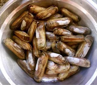 Assorted Razor Clams recipe