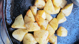 Tips to Cook A Red and Bright Braised Pork that Melts in Your Mouth——{puffed Potato Stew} recipe