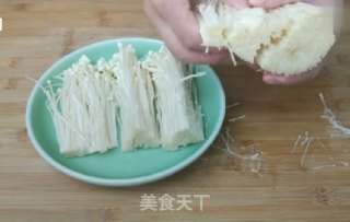 After Eating Enoki Mushrooms for So Many Years, It is The First Time to Know that It Can be Made into A "tree" [five Zhenfen Flamingo Mushroom Breakfast Cake] with A Unique Image and Delicious Taste, Most People Have Never Eaten It~ recipe