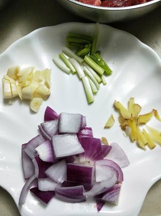 Stewed Beef with Tomato recipe