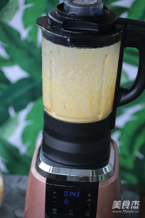 Banana Mango Smoothie with Summer Ice recipe