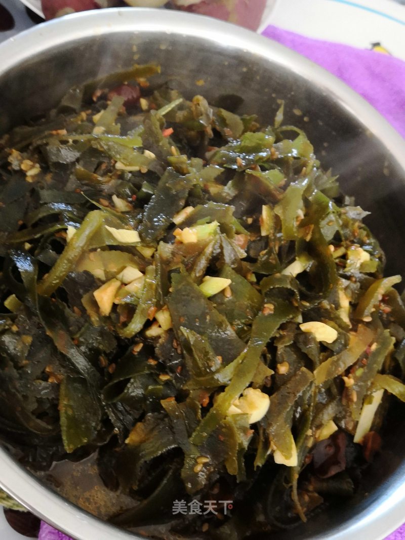 Shredded Kelp with Garlic Spicy Sauce