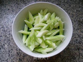 Light Pepper Mixed with Cucumber recipe