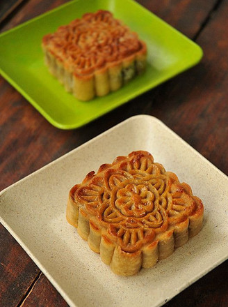 Peanut Black Sesame Low Sugar Mooncake recipe