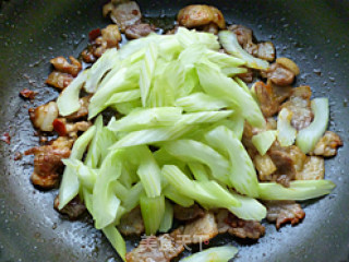 Celery Twice-cooked Pork recipe