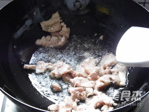 Stir-fried Pork Slices with Asparagus recipe