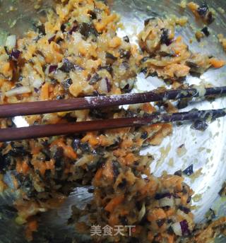 Steamed Carrot Fungus Omelet recipe