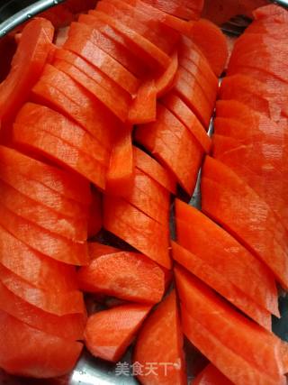 Fried Carrots with Eggs recipe