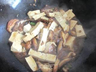 Tofu with Mushroom Minced Meat recipe