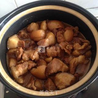 Stewed Pork Feet with Fermented Bean Curd recipe