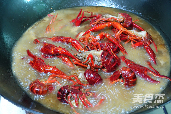 Fish-flavored Crayfish recipe