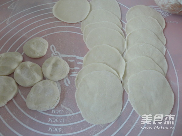 Shepherd's Purse Stuffed Dumplings recipe