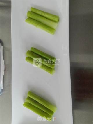 Asparagus and Cheese Salad recipe