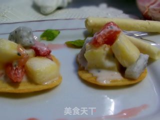 Yogurt Fruit Fishing recipe