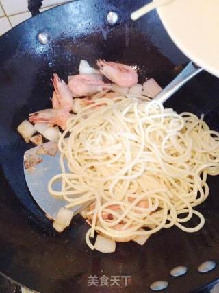 Arctic Sweet Shrimp Pasta recipe