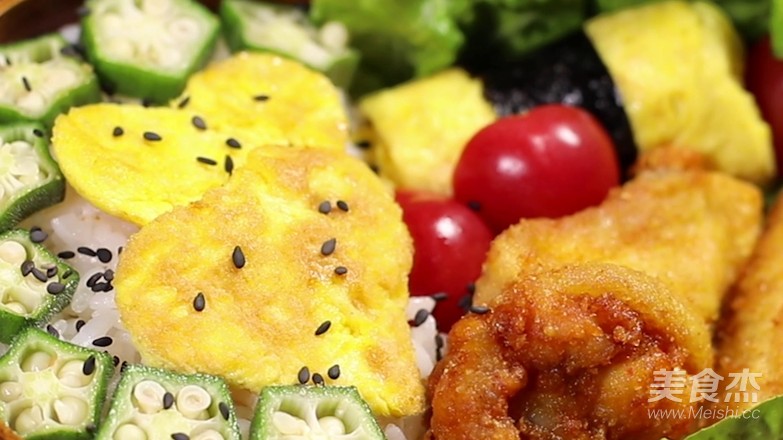 Hearty Fried Chicken Bento recipe